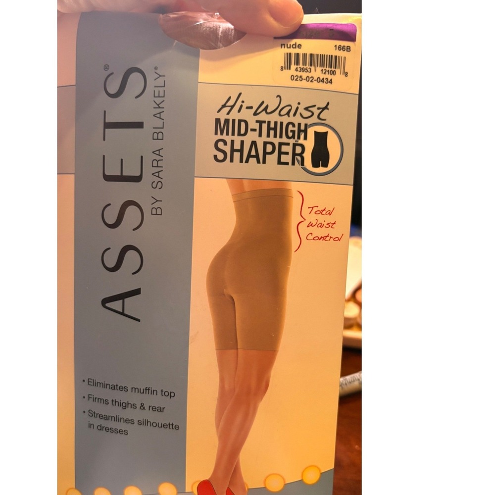 Assets Mid-Thigh Shaper Women Size 5 Nude New Hi-Waist Total Control Spanx Brand